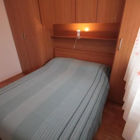 アパート Fuer 4 Personen Ca 45 M In Novigrad, Adriakueste Kroatien Westkueste Von Istrien Karpinjan